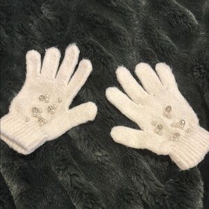 Amazon White Kids Mittens with Silver Accents